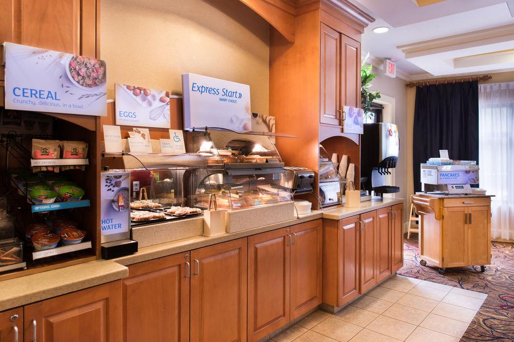 Holiday Inn Express Hotel & Suites Tampa-Anderson Road-Veterans Exp By Ihg West Chase Dış mekan fotoğraf