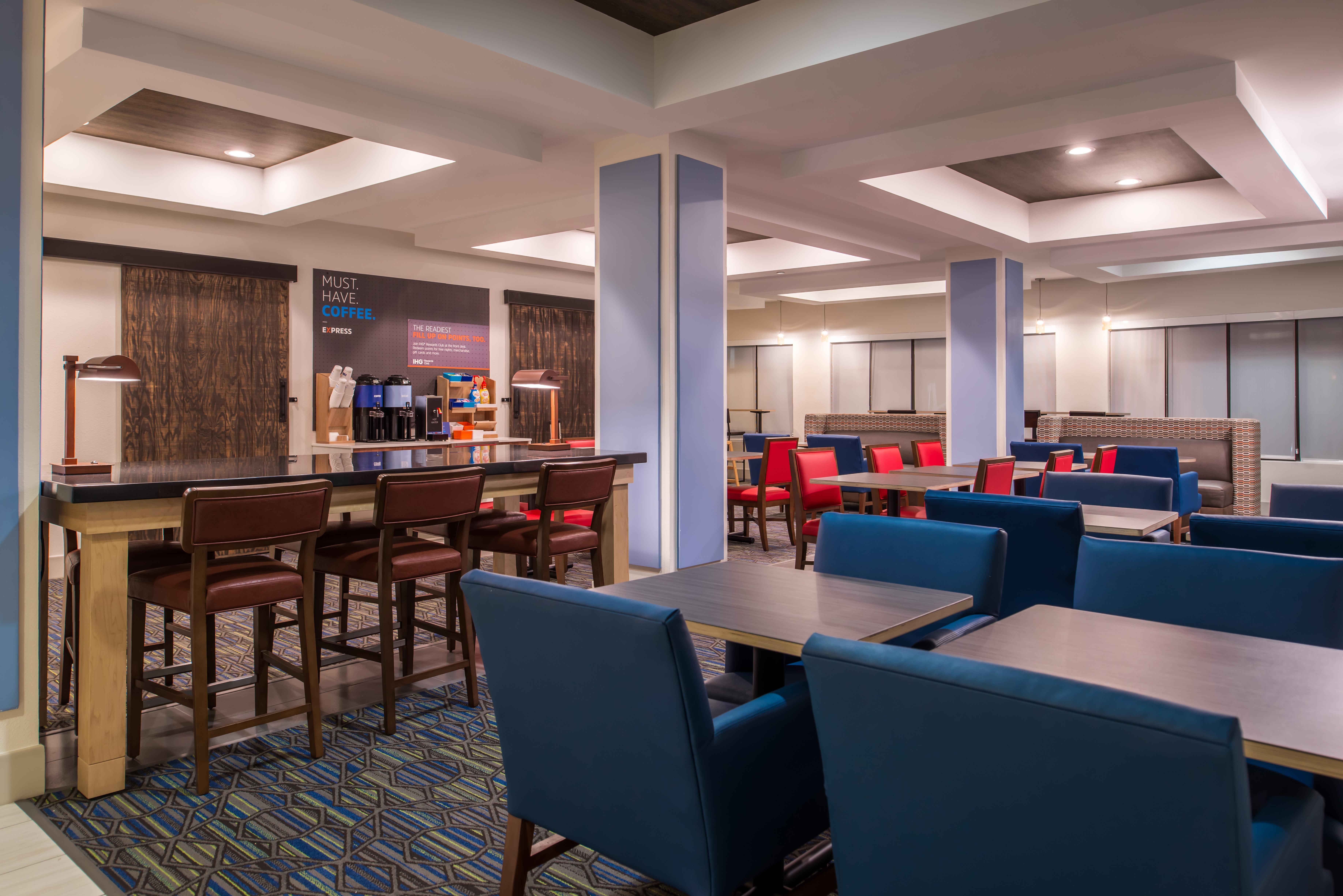 Holiday Inn Express Hotel & Suites Tampa-Anderson Road-Veterans Exp By Ihg West Chase Dış mekan fotoğraf
