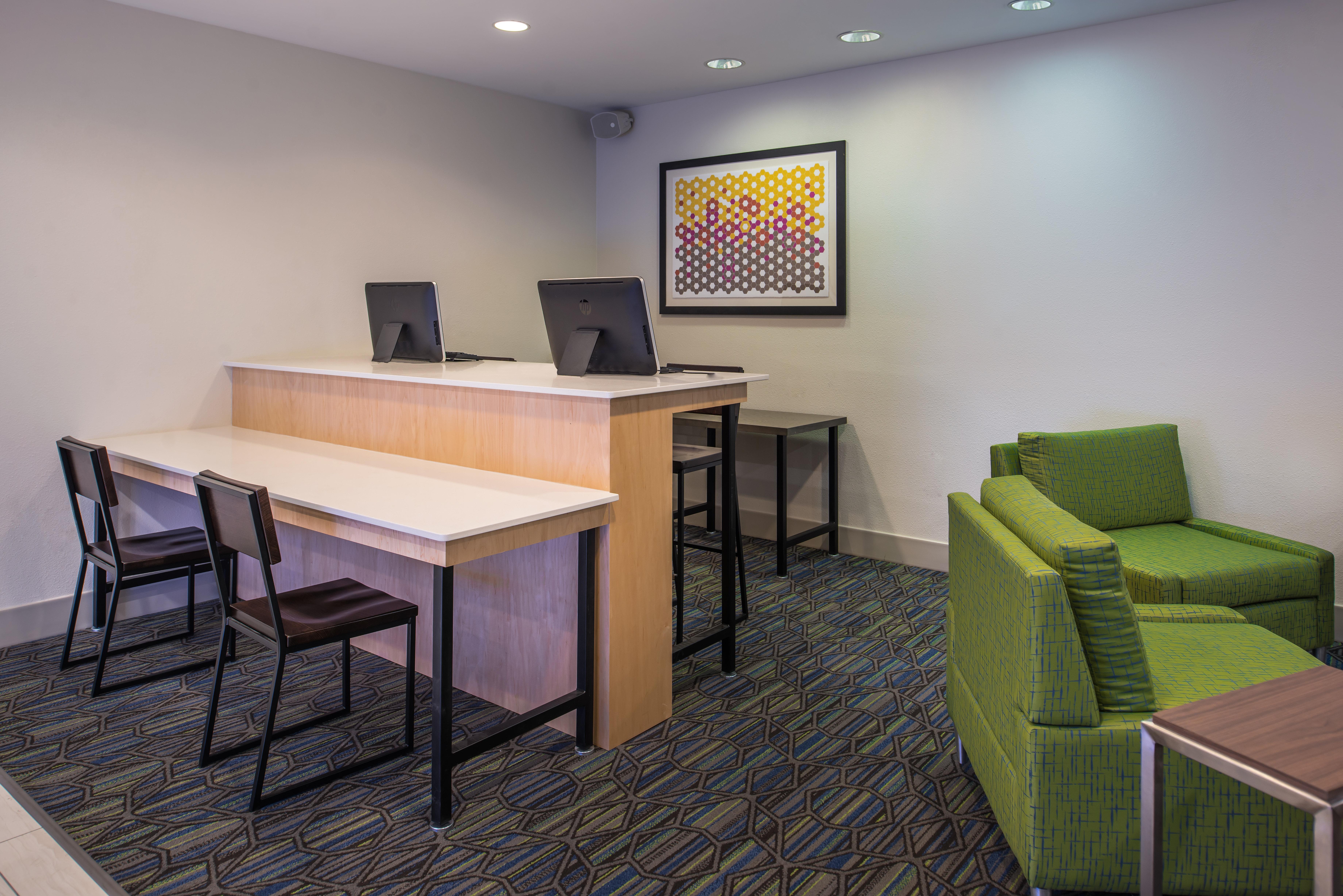 Holiday Inn Express Hotel & Suites Tampa-Anderson Road-Veterans Exp By Ihg West Chase Dış mekan fotoğraf